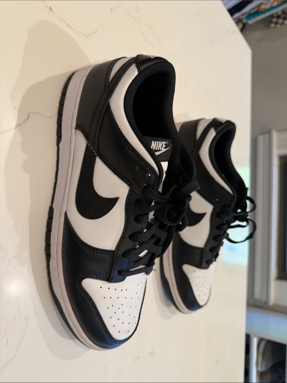 Nike Black and White Men’s Low-Top Sneakers